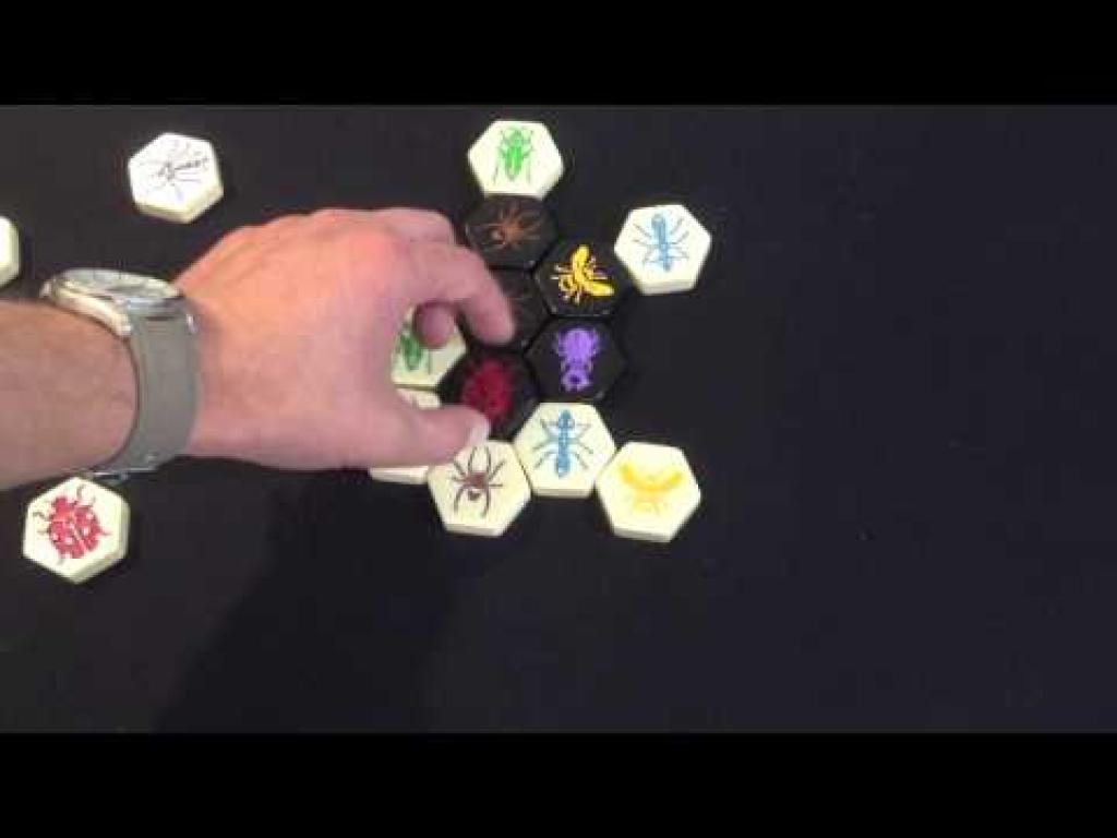 Hive Review with ScottThe Dice Tower